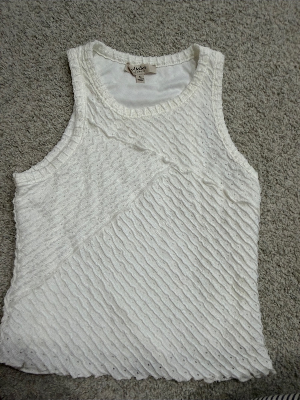 White Textured Knit Sleeveless Top - Size M